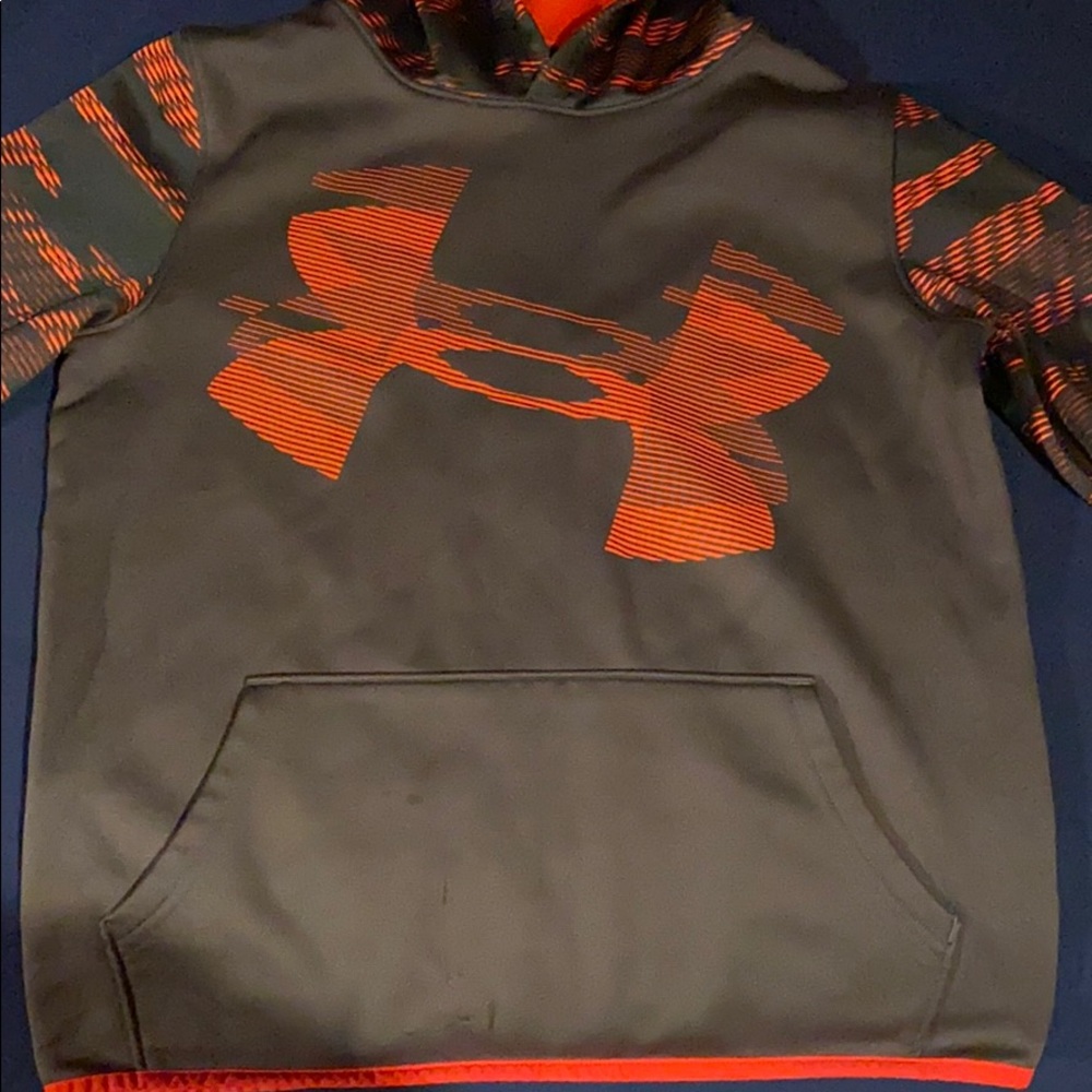 Under armour youth sweatshirt - Picture 2 of 4